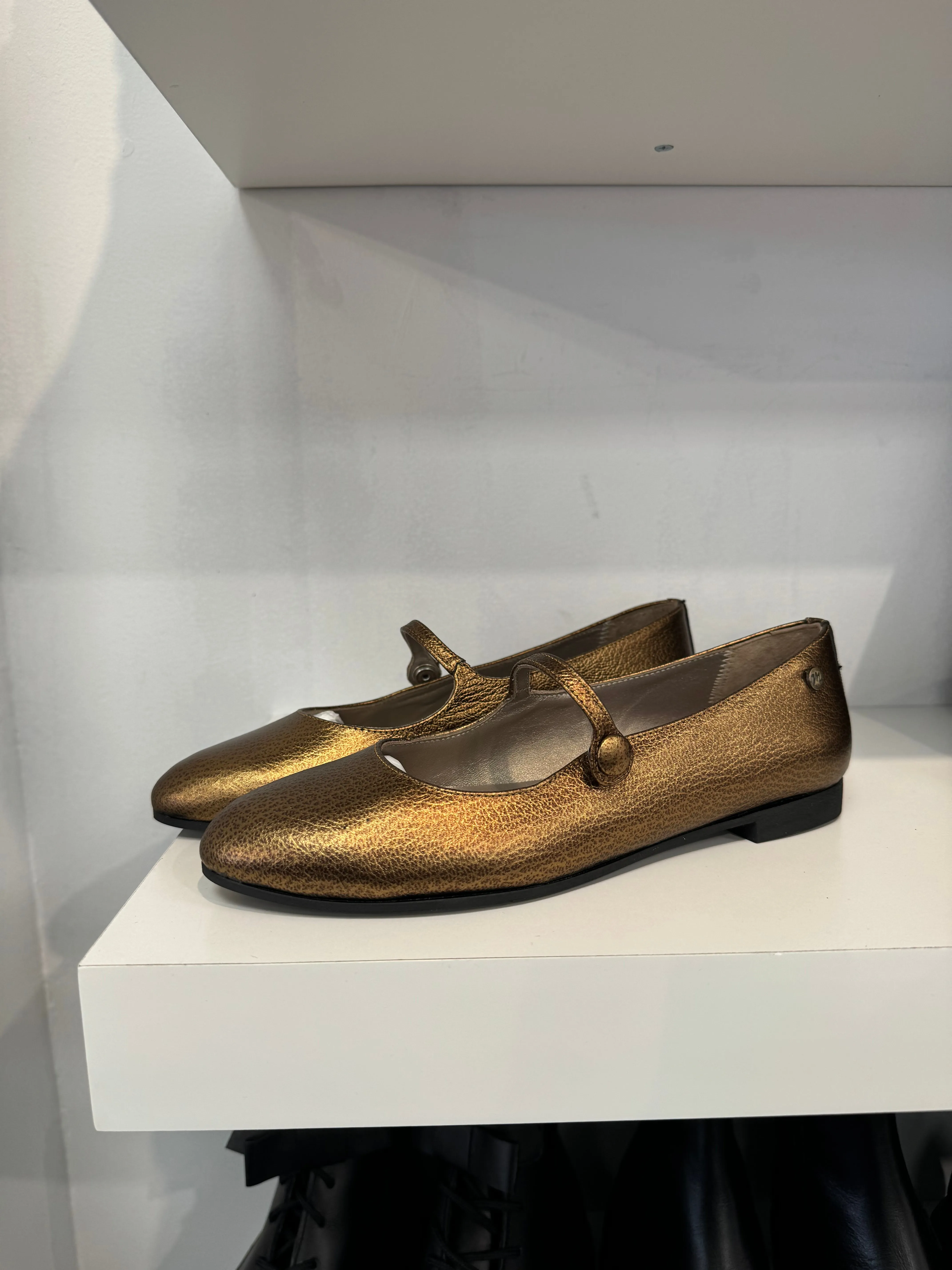 Manuela Bronze Colelle Pointed Mary Jane