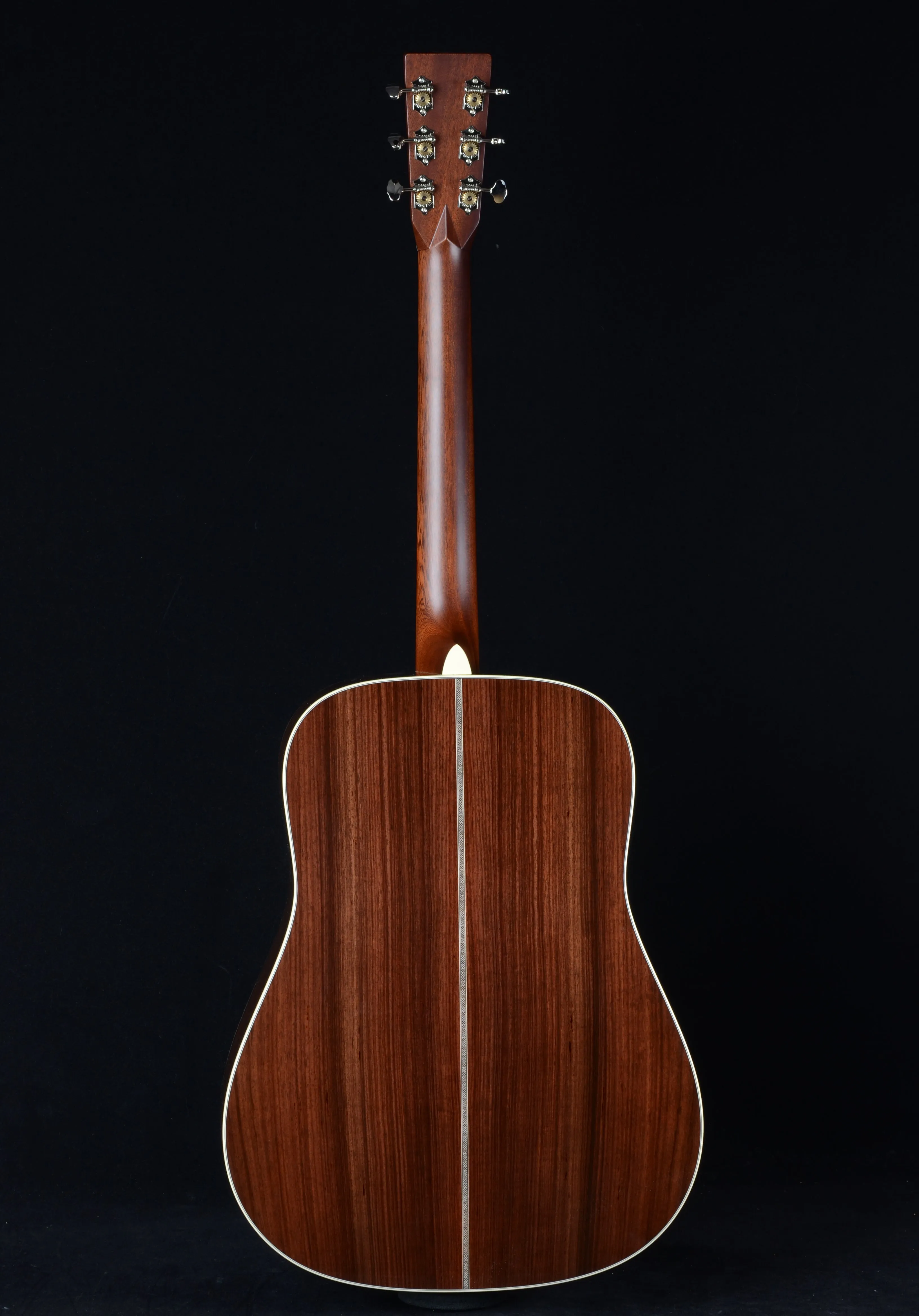 Martin HD-28 - Sunburst