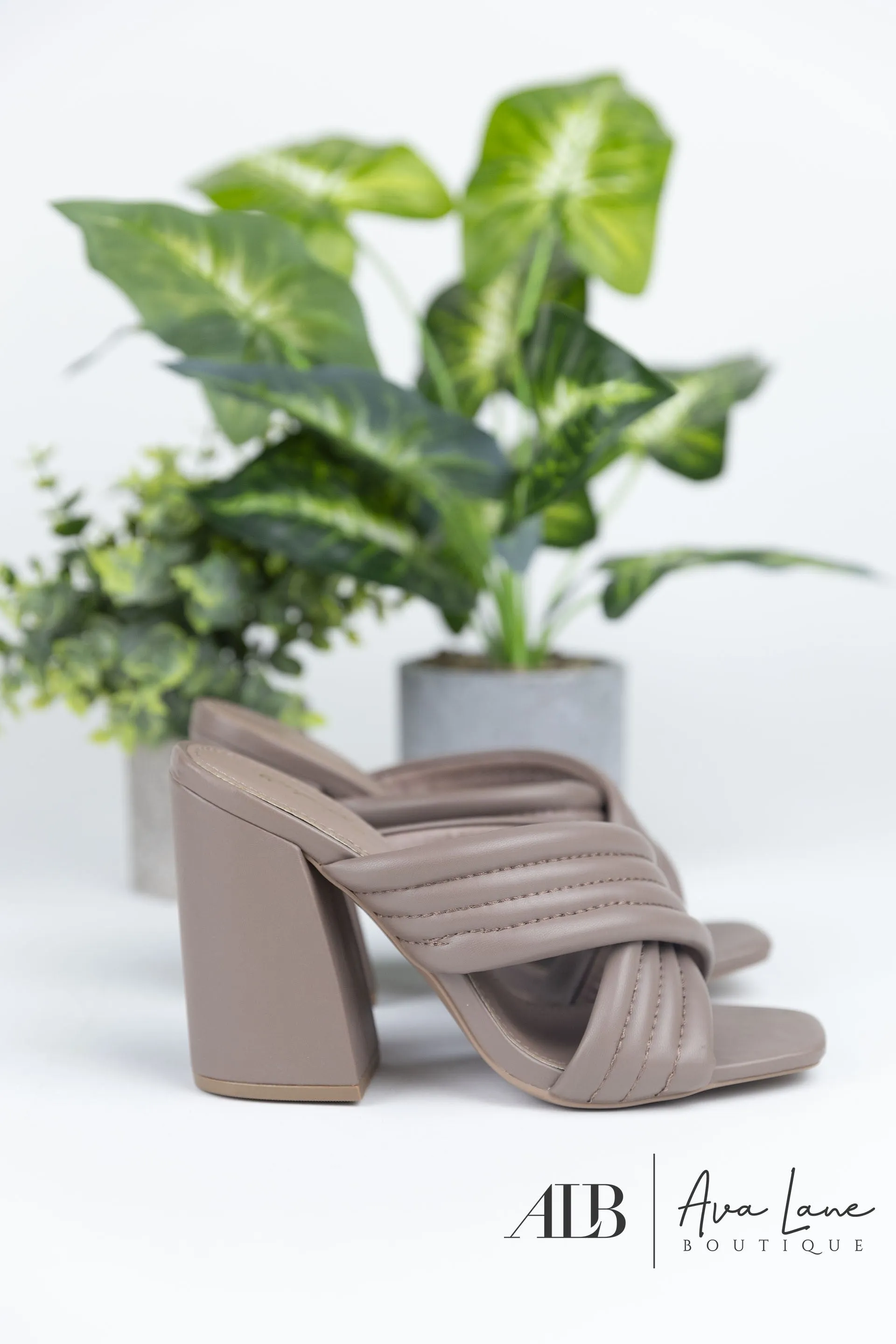 Qupid Cage Sandal