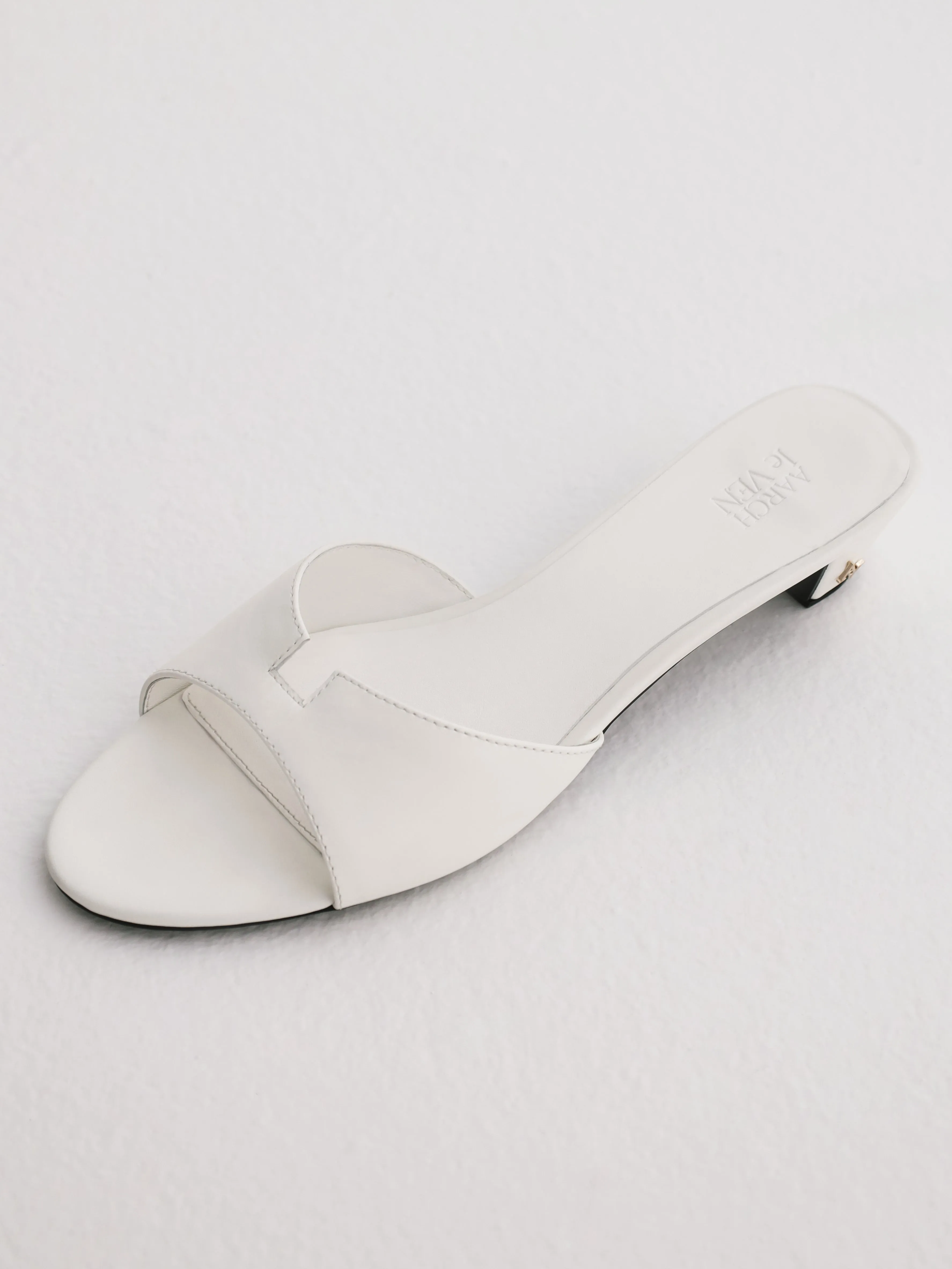 Sofia ALV Leather Block Heel Mules | White