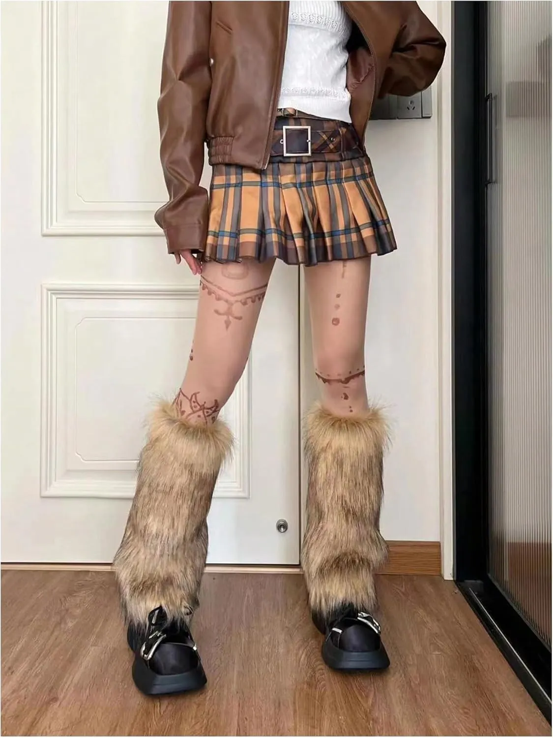 Verdusa Women's Fur Leg Warmers Furry Fuzzy Long Boot Cuff Covers